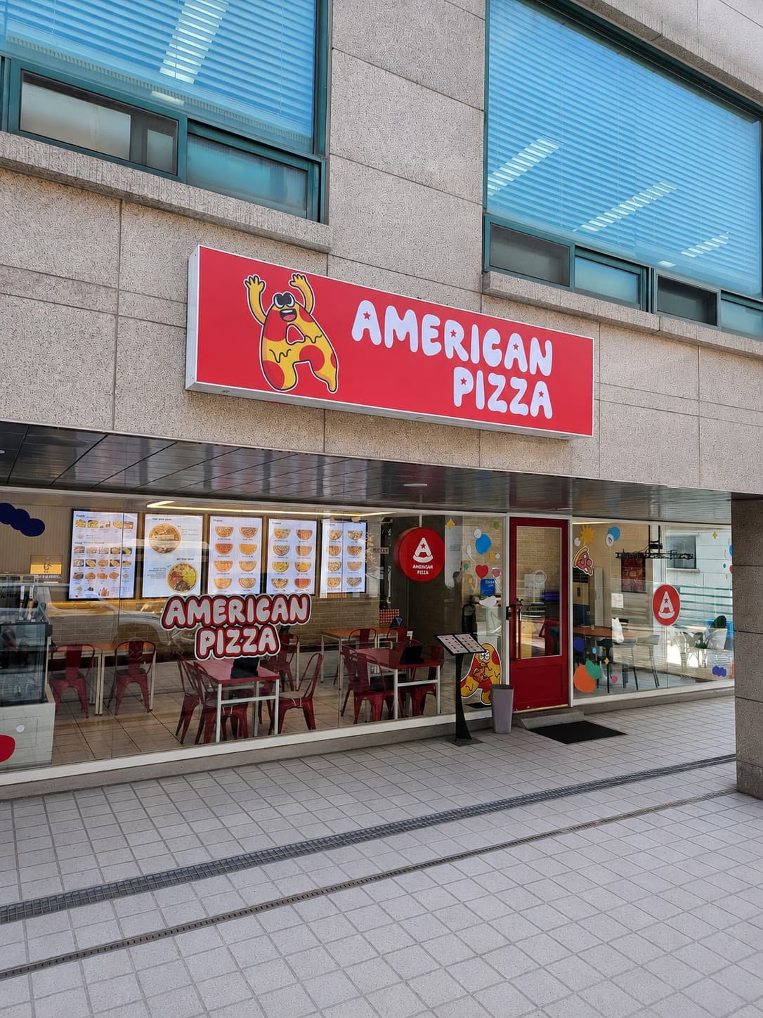 아메리칸피자 강남논현점 새단장 완료 😎 🛠️